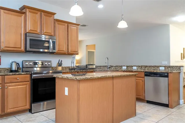 $3,500 | 2342 Crosston Circle, Orlando, FL 32824