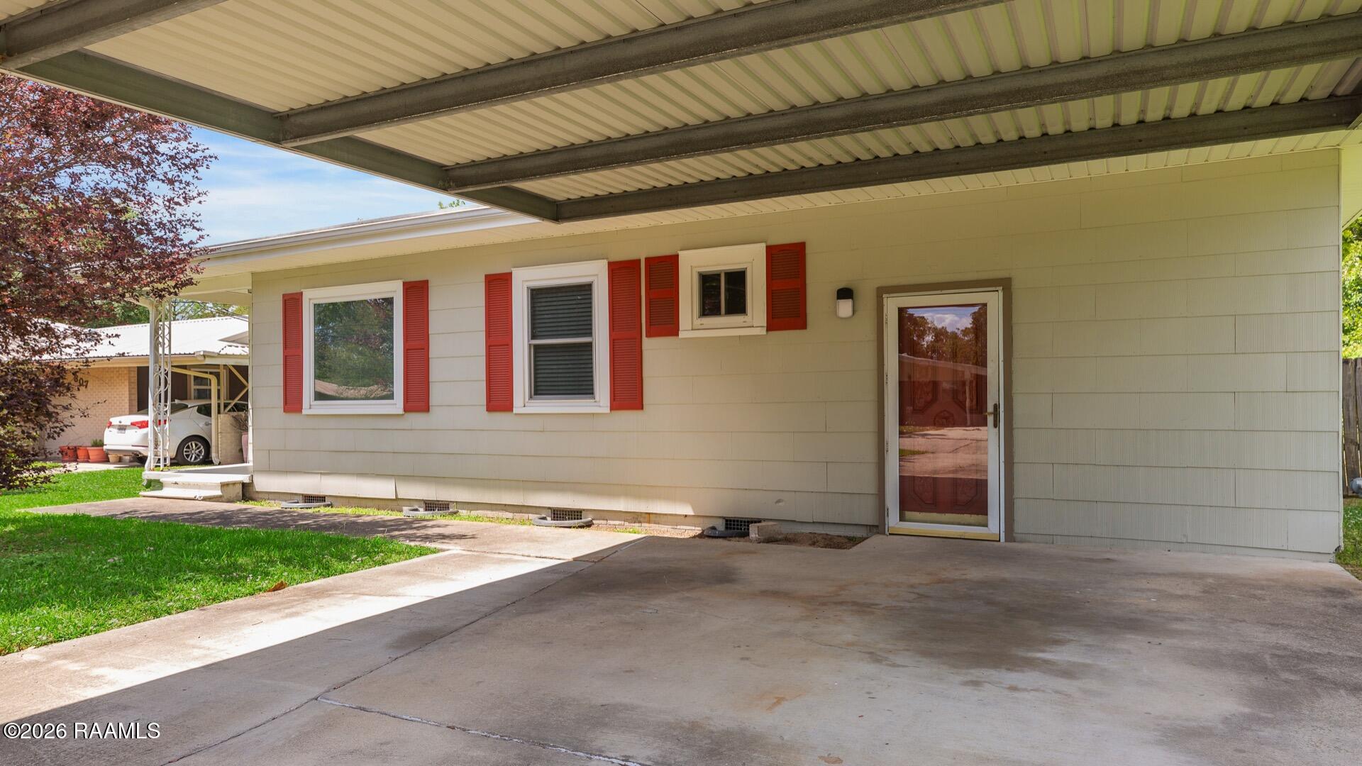 809 Prioux Street New Iberia, LA 70563 - Photo 3 of 27 809 Prioux New Iberia-1