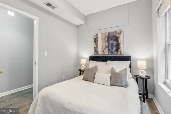 $2,599 | 1267 Morse Street Northeast, Washington, DC 20002