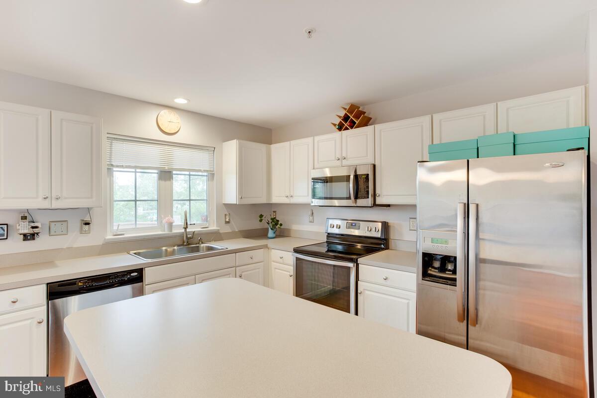 704 Howards Loop Annapolis, MD 21401 - Photo 13 of 44 Gallery Image 13