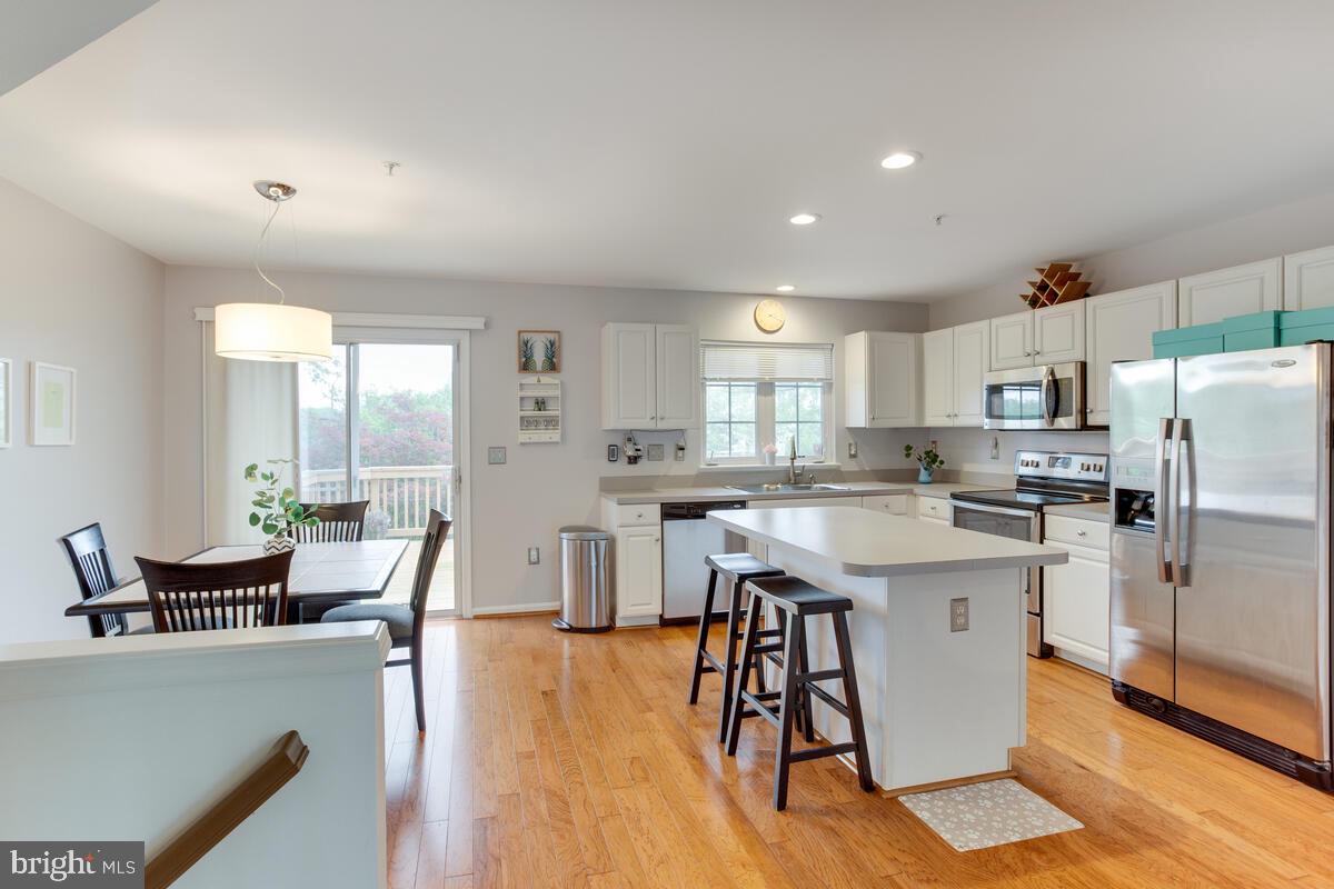 704 Howards Loop Annapolis, MD 21401 - Photo 14 of 44 Gallery Image 14