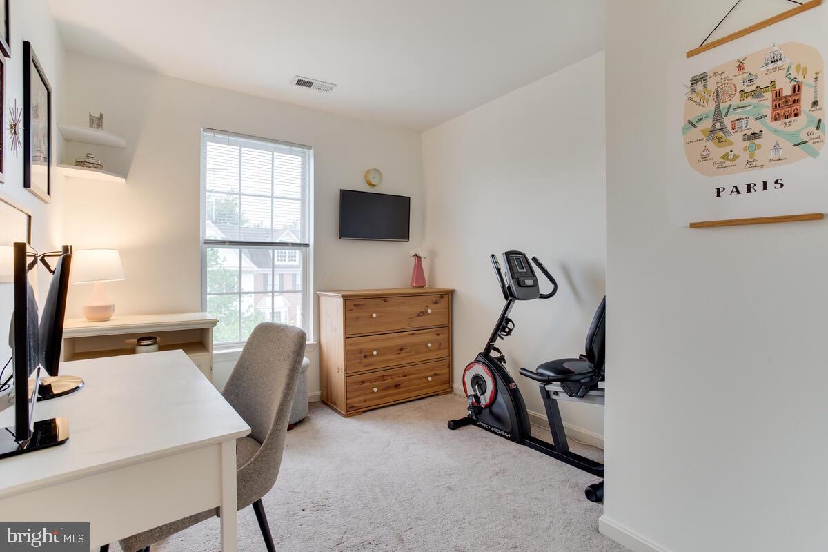 704 Howards Loop Annapolis, MD 21401 - Photo 20 of 44 Bedroom #3