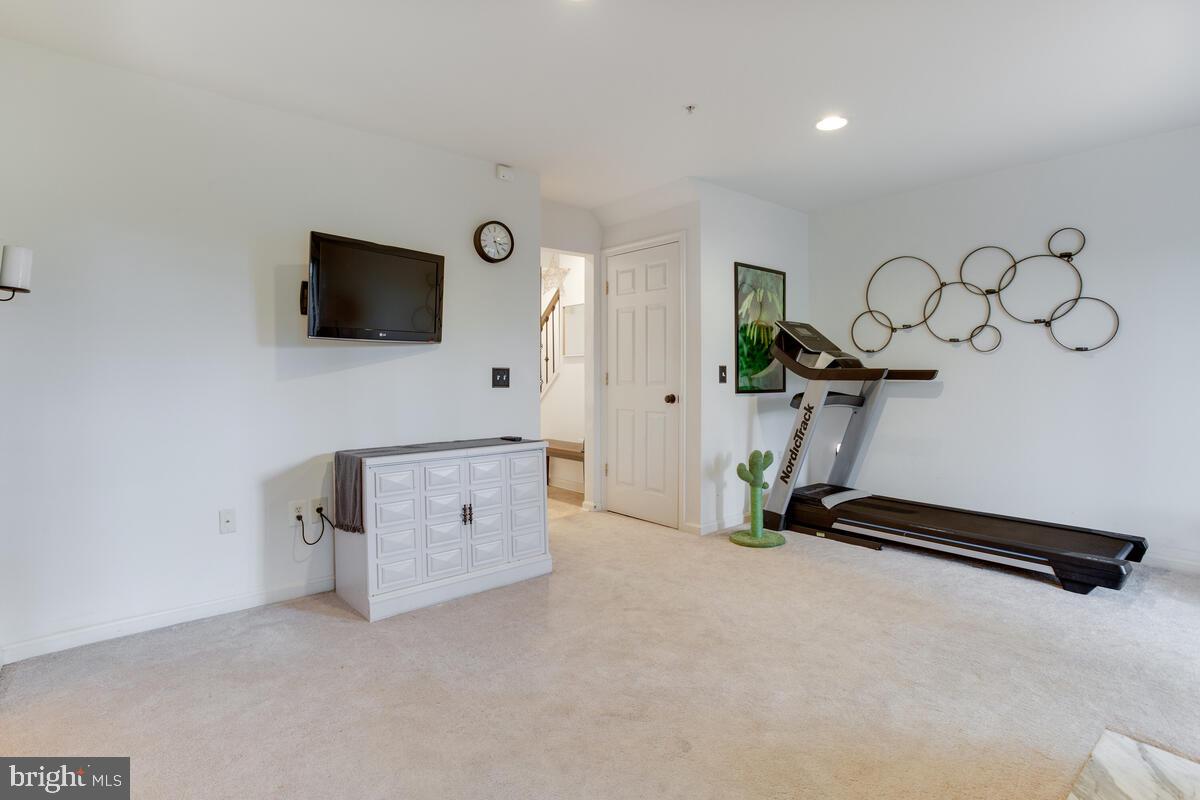 704 Howards Loop Annapolis, MD 21401 - Photo 7 of 44 Family Rm
