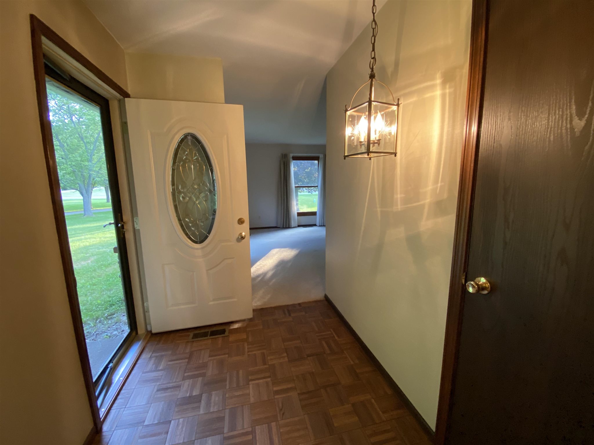 9940 Wheelock Road Fort Wayne, IN 46835 - Photo 2 of 32