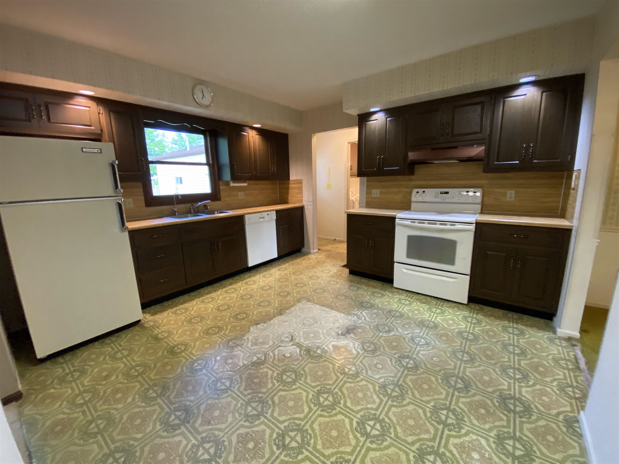 9940 Wheelock Road Fort Wayne, IN 46835 - Photo 17 of 32