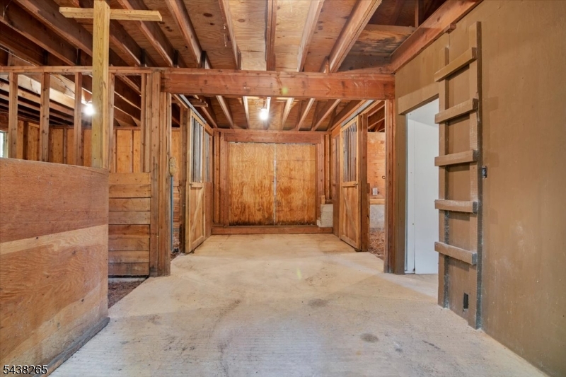 6 Green Hills Road Mendham, NJ 07945 - Photo 8 of 42