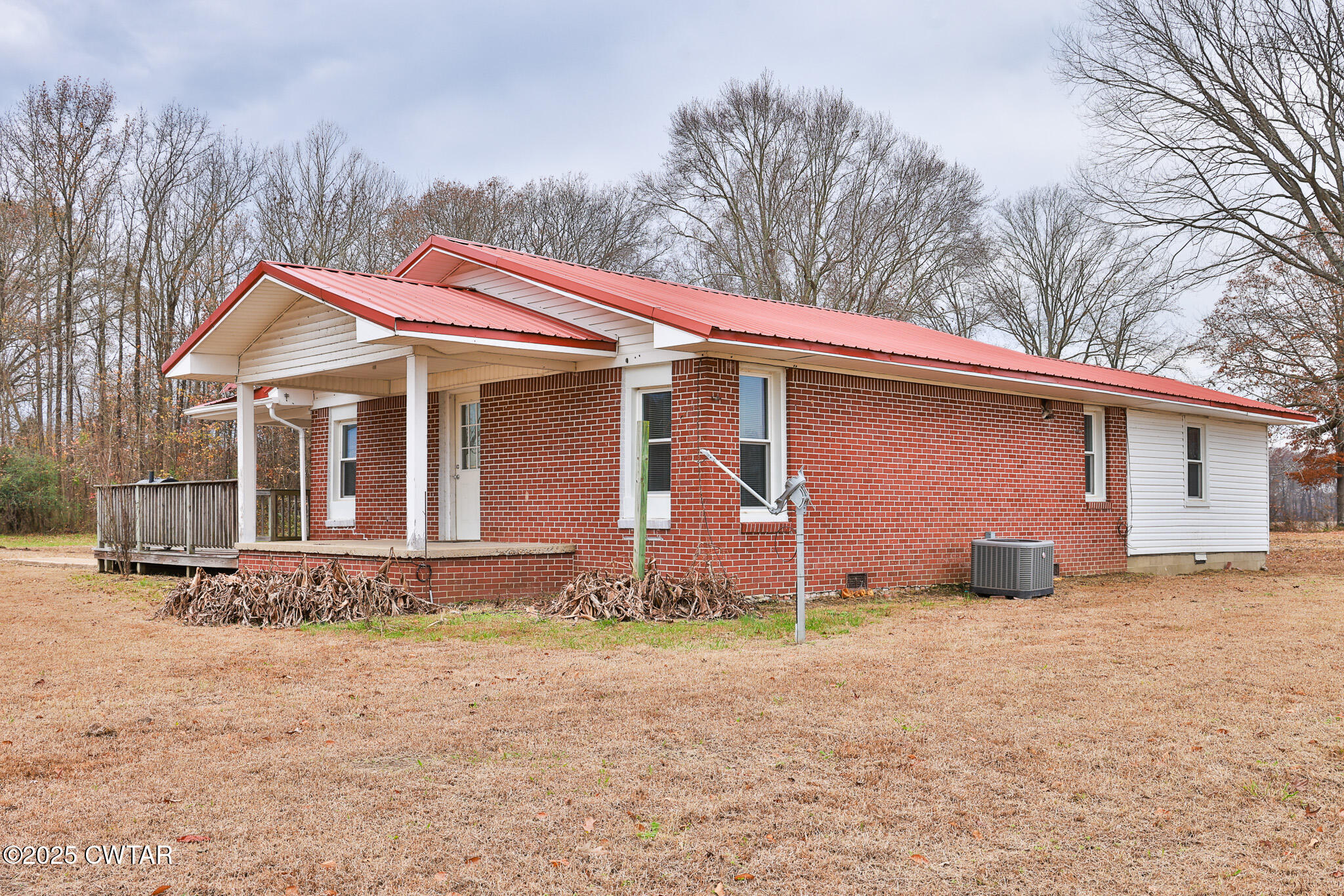 20 Seaboard Lane McKenzie, TN 38201 - Photo 16 of 29 a front view of a house with yard