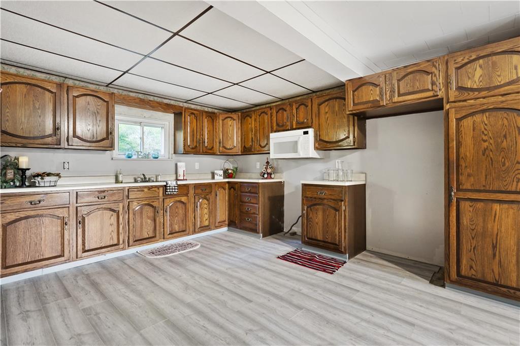 15 Smith Township State Road Burgettstown, PA 15021 - Photo 6 of 23