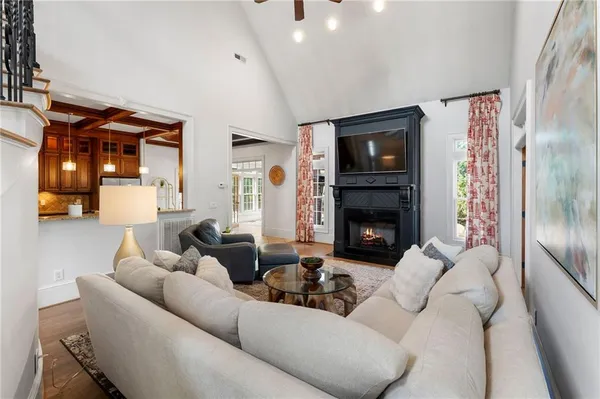 $745,000 | 113 Vogel Street, Calhoun, GA 30701