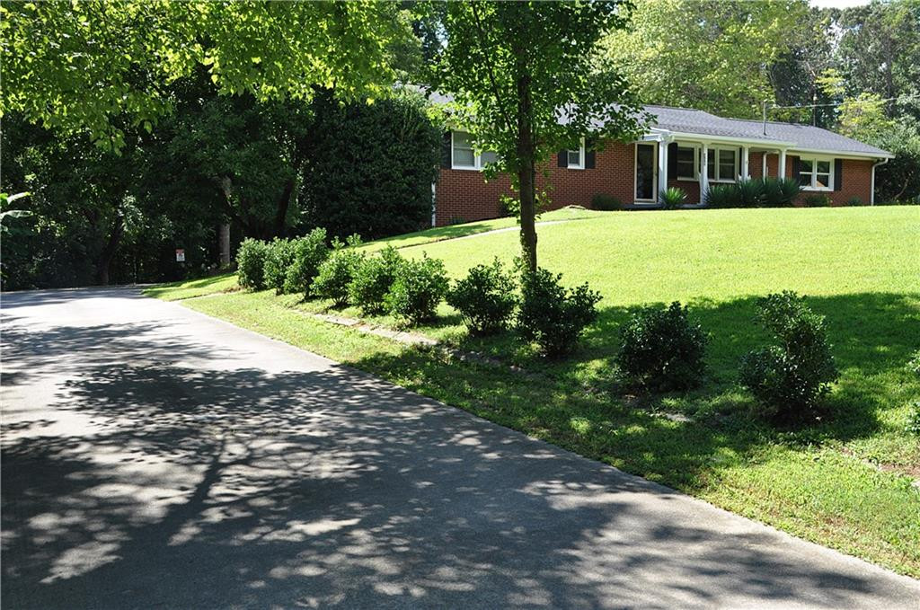 449 Trollingwood Hawfields Road Mebane, NC 27302 - Photo 6 of 36 Gallery Image 6
