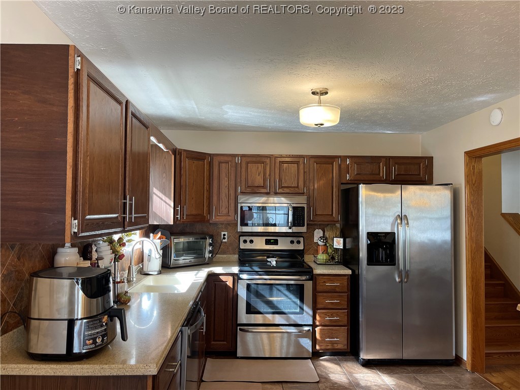 200 Teays Meadows Road Scott Depot, WV 25560 - Photo 17 of 38 Gallery Image 17