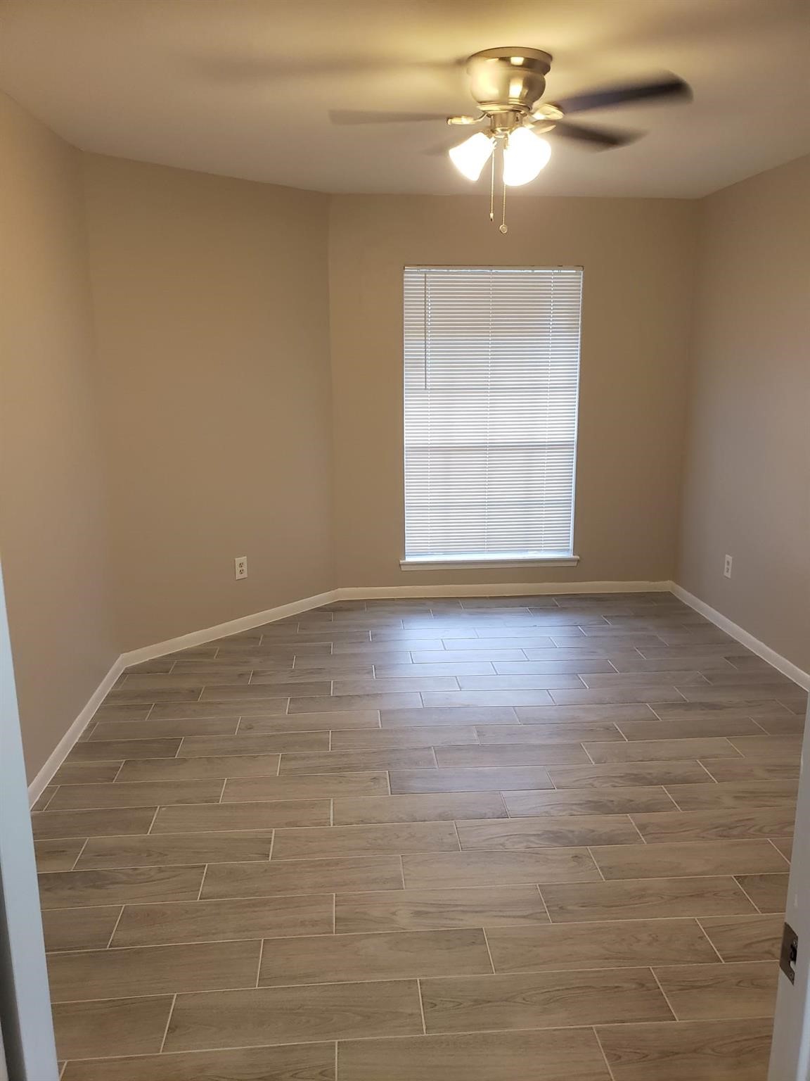 8787 Brae Acres Road, Unit 103 Houston, TX 77074 - Photo 10 of 20