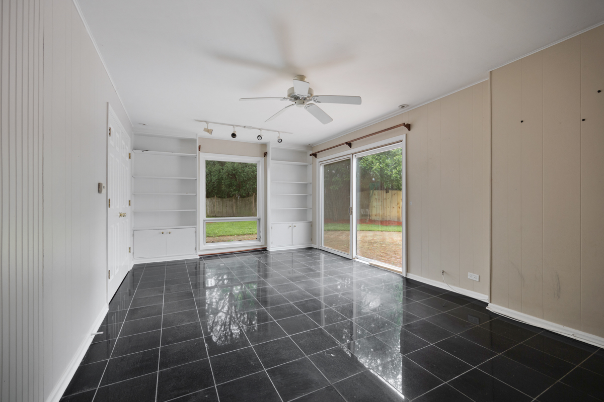 1314 Glenview Road Glenview, IL 60025 - Photo 15 of 25