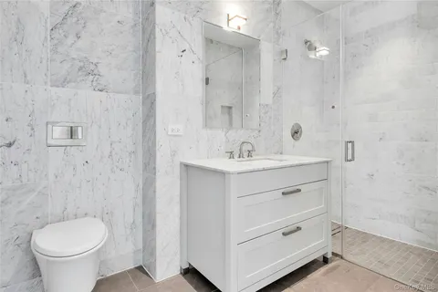 $1,378,888 | 107-06 Queens Boulevard, Unit 9G | Forest Hills