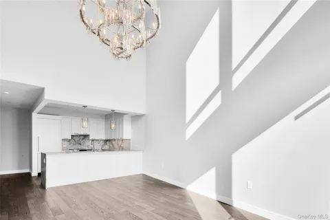 $1,378,888 | 107-06 Queens Boulevard, Unit 9G | Forest Hills