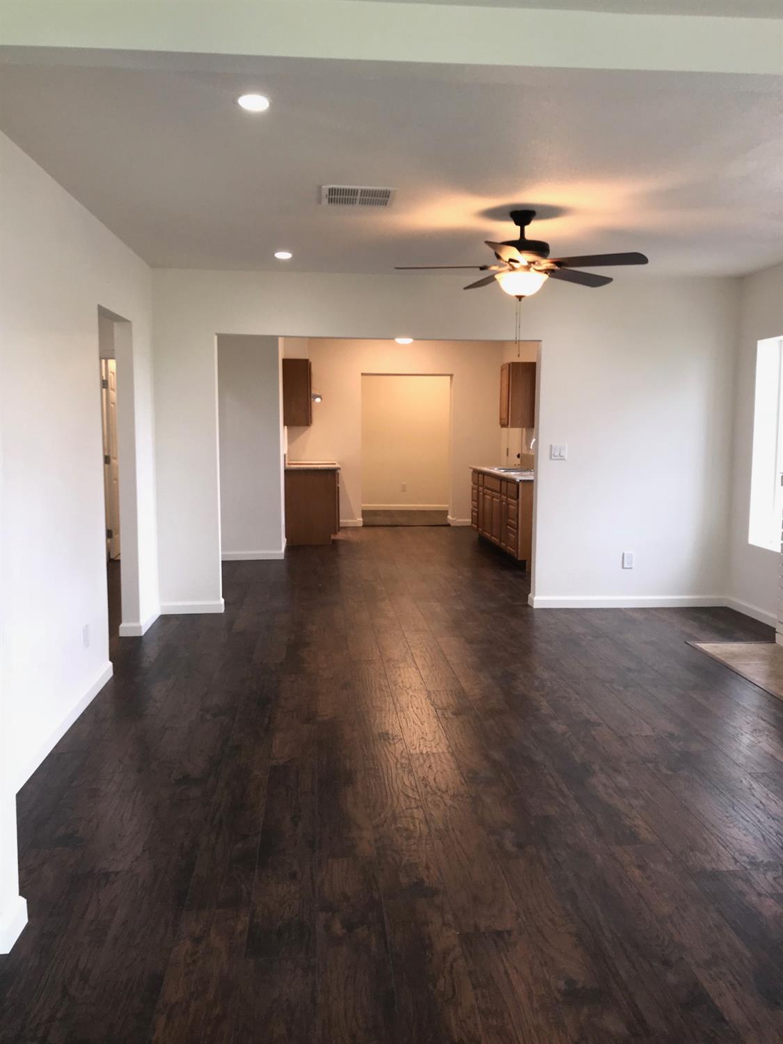 315 Merced Street Parlier, CA 93648 - Photo 2 of 11 Gallery Image 2