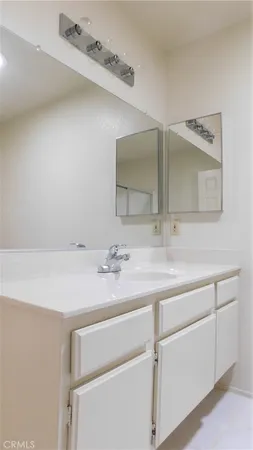 $1,900 | 27662 Alta Vista Way, Menifee, CA 92585