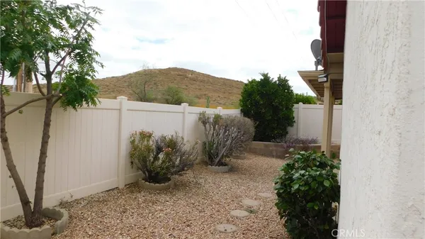 $1,900 | 27662 Alta Vista Way, Menifee, CA 92585