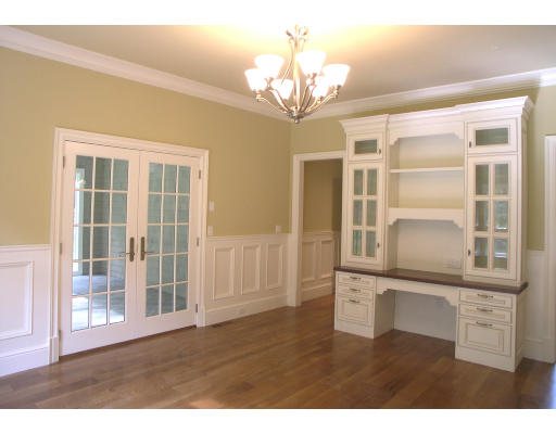 180 Highland Street Weston, MA 02493 - Photo 12 of 26