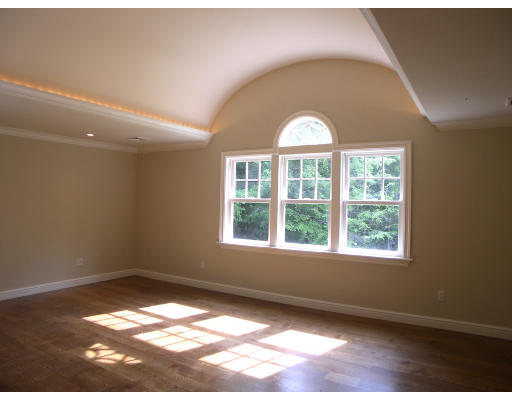 180 Highland Street Weston, MA 02493 - Photo 17 of 26