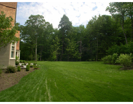 180 Highland Street Weston, MA 02493 - Photo 5 of 26