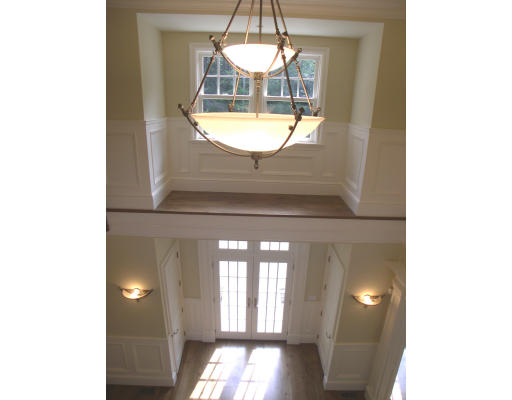 180 Highland Street Weston, MA 02493 - Photo 7 of 26