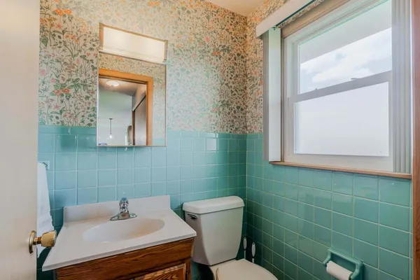 $269,900 | 200 West Winslow Street, Danvers, IL 61732