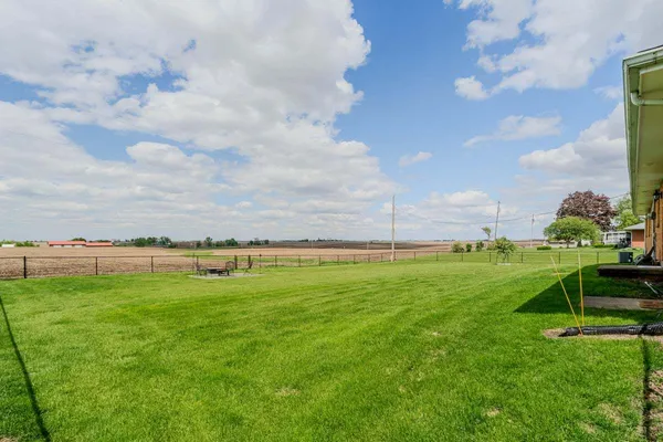 $269,900 | 200 West Winslow Street, Danvers, IL 61732