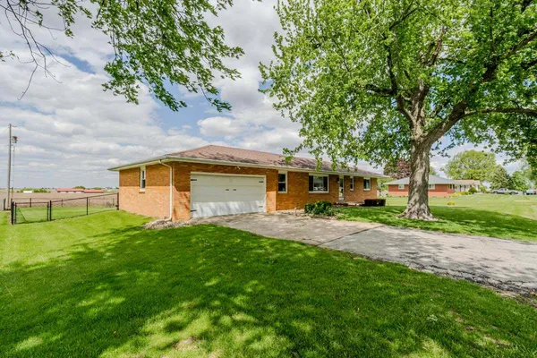 $269,900 | 200 West Winslow Street, Danvers, IL 61732