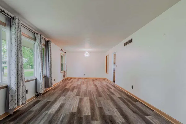 $269,900 | 200 West Winslow Street, Danvers, IL 61732