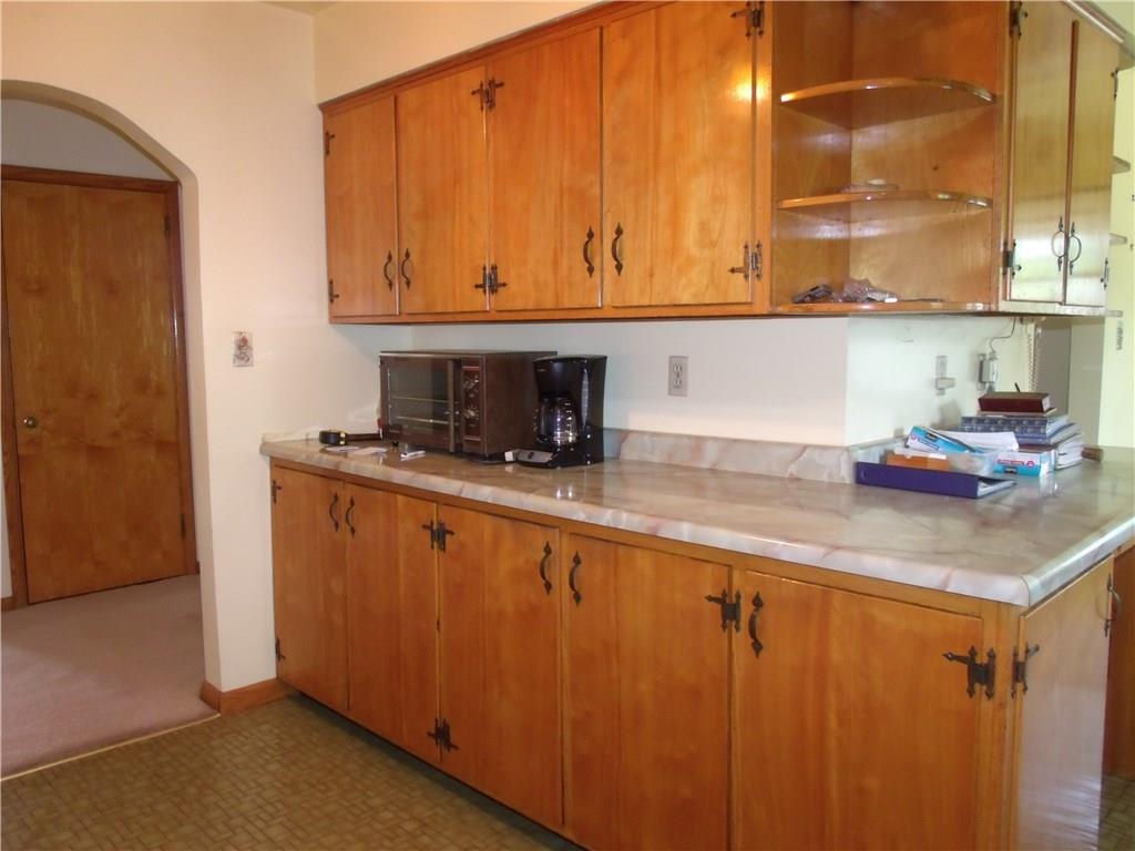 2103 Ridge Road Jeannette, PA 15644 - Photo 8 of 19 Kitchen