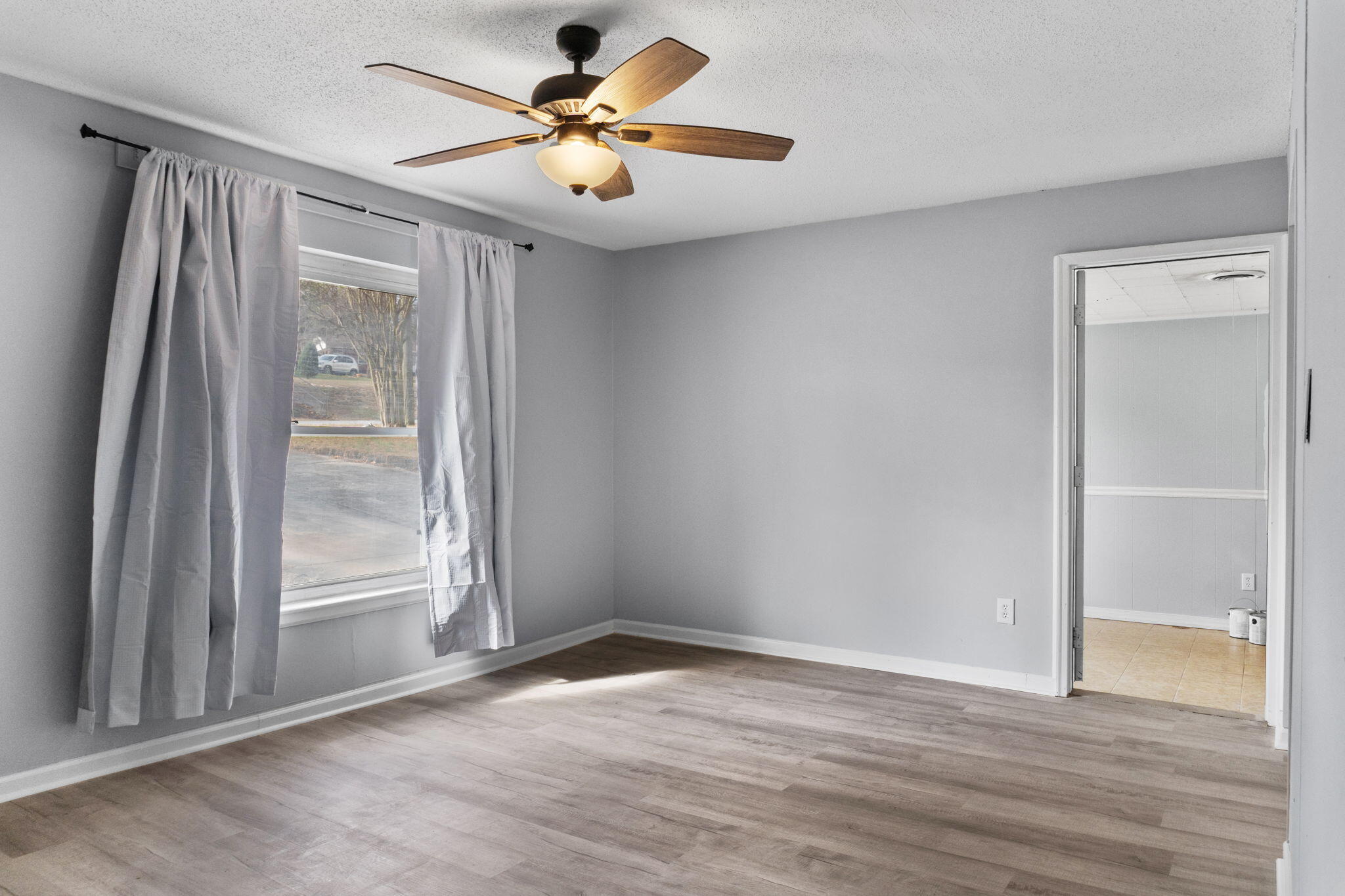 3015 Thomas Lane Augusta, GA 30906 - Photo 6 of 24 living room