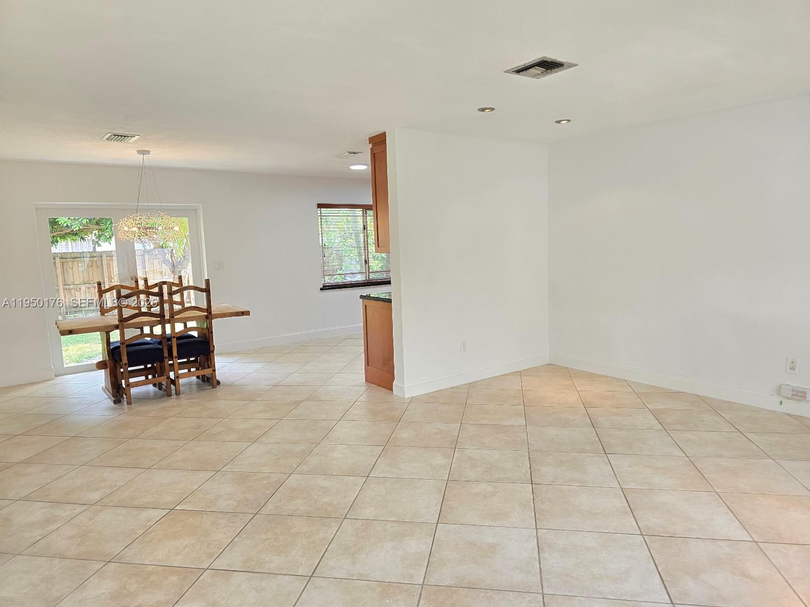 10330 Southwest 53rd Street, Unit 10330 Miami, FL 33165 - Photo 6 of 26