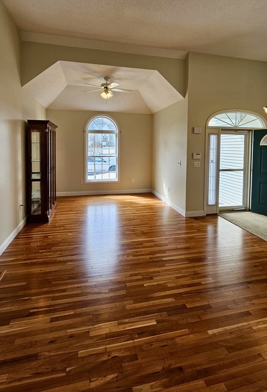 16 Arbor Road, Unit 16 Dracut, MA 01826 - Photo 5 of 13 Gallery Image 5