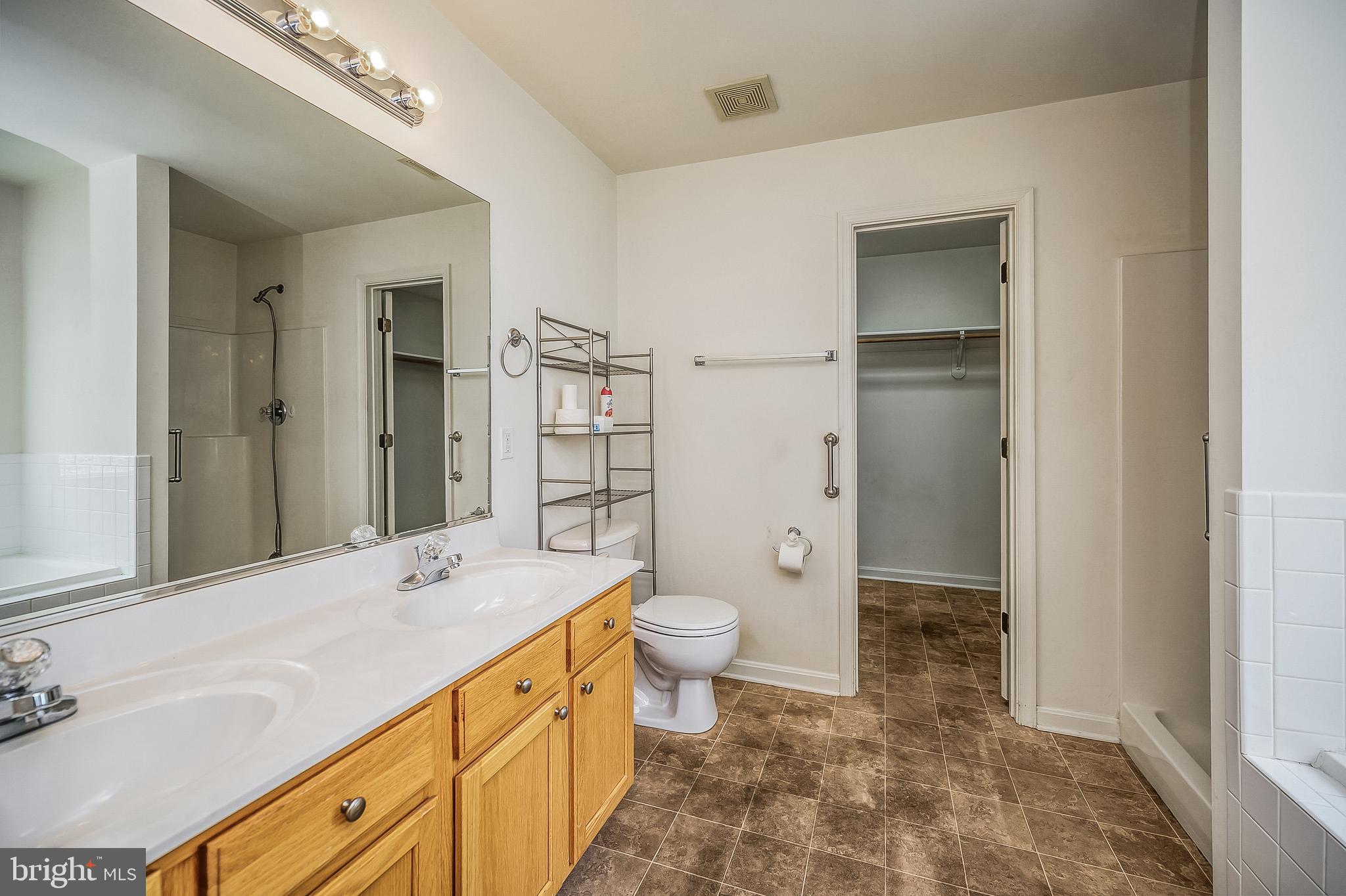 114 Saylers Creek Road Locust Grove, VA 22508 - Photo 12 of 33 En-suite bath with double vanity