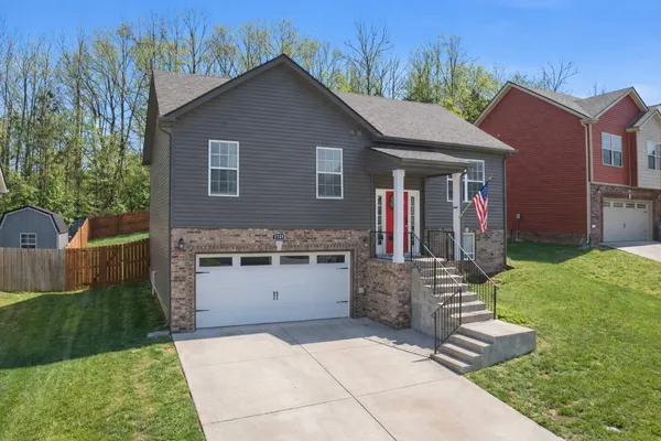 $2,100 | 1148 Racker Drive, Clarksville, TN 37043