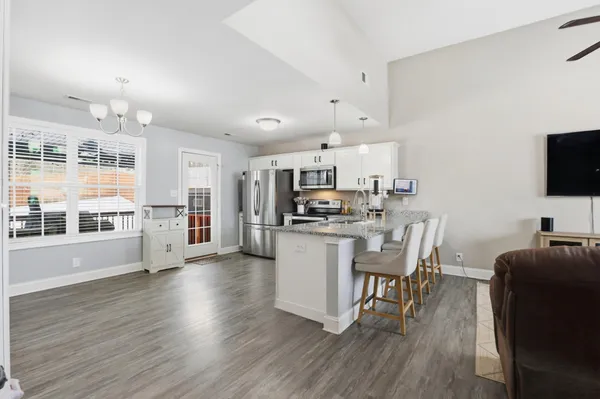 $2,100 | 1148 Racker Drive, Clarksville, TN 37043