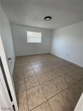 $1,350 | 2148 Dora Street, Unit 12, Fort Myers, FL 33901