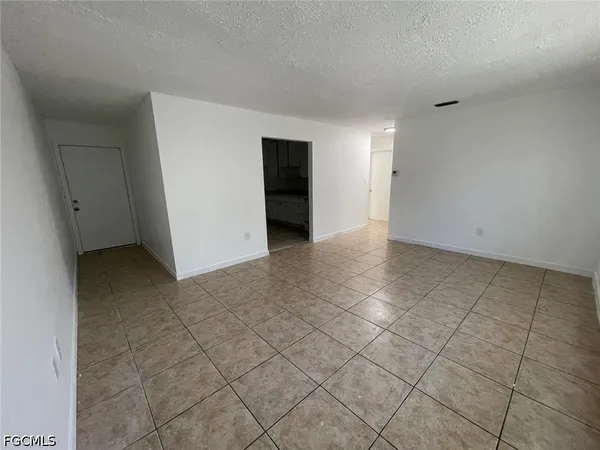 $1,350 | 2148 Dora Street, Unit 12, Fort Myers, FL 33901