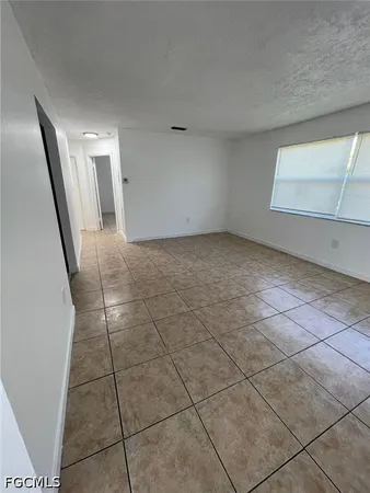 $1,350 | 2148 Dora Street, Unit 12, Fort Myers, FL 33901