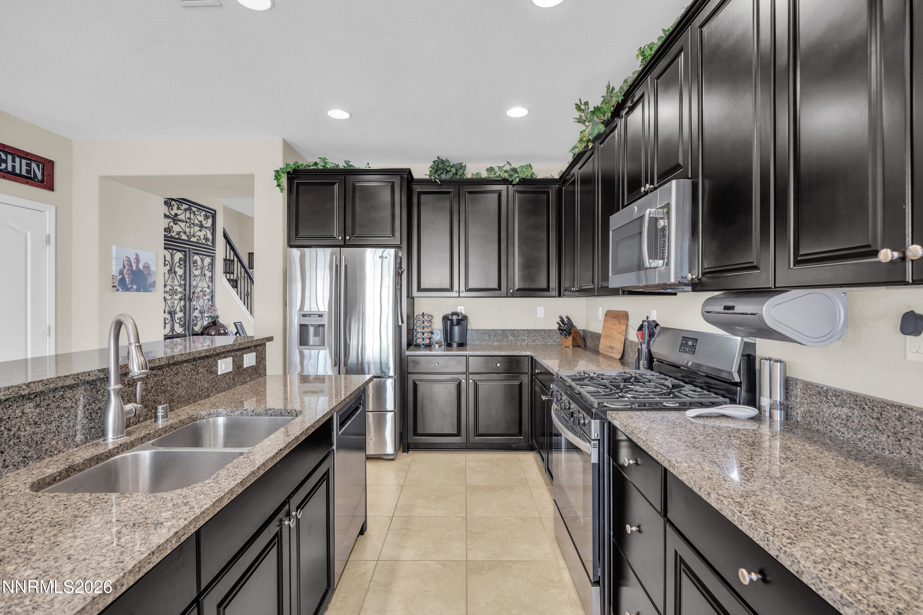 2190 Overland Park Drive Reno, NV 89521 - Photo 10 of 39 10_img_1514