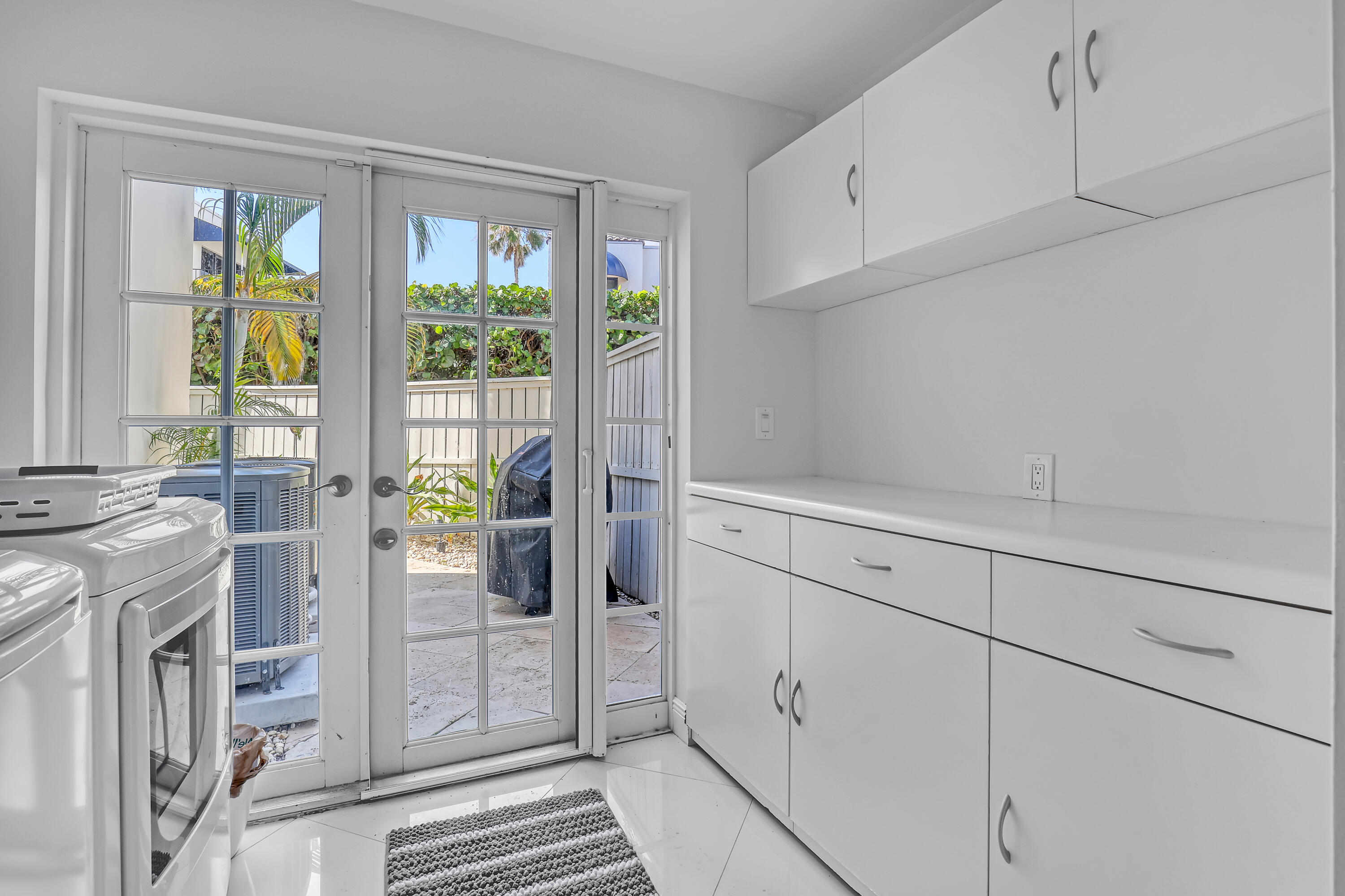 220 Celestial Way, Unit 6 Juno Beach, FL 33408 - Photo 37 of 58 Laundry room