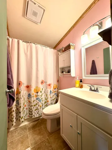 $124,900 | 1520 East 400 South, Knox, IN 46534