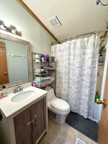 $124,900 | 1520 East 400 South, Knox, IN 46534