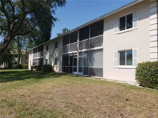 $2,000 | 240 Timber Lake Circle, Unit D202, Naples, FL 34104