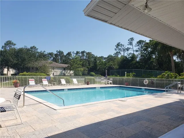 $2,000 | 240 Timber Lake Circle, Unit D202, Naples, FL 34104