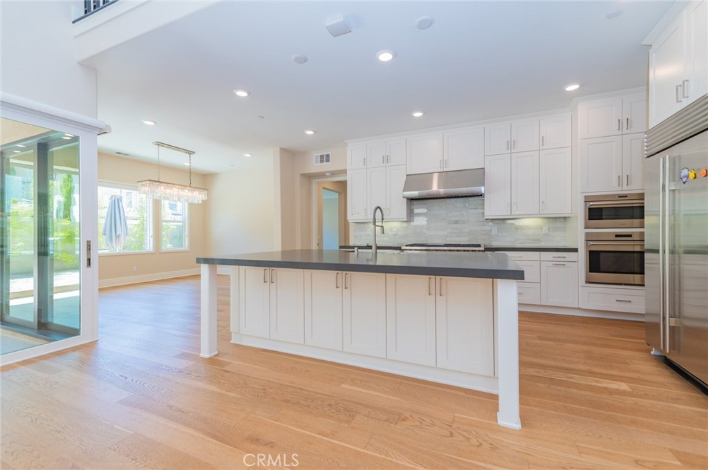 60 Ray Irvine, CA 92618 - Photo 11 of 38