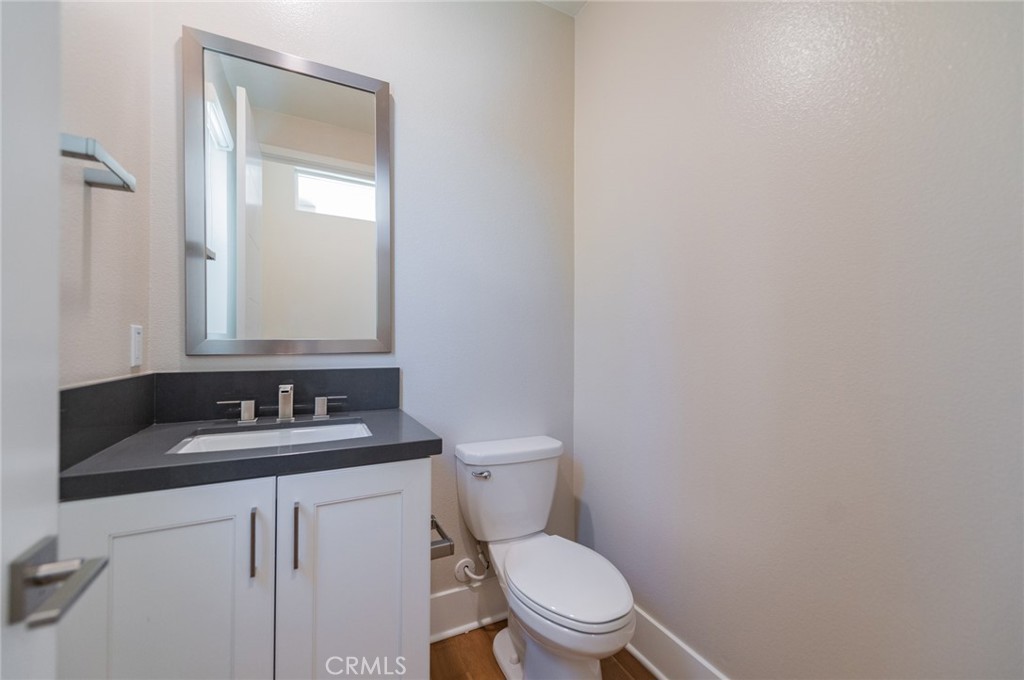 60 Ray Irvine, CA 92618 - Photo 3 of 38