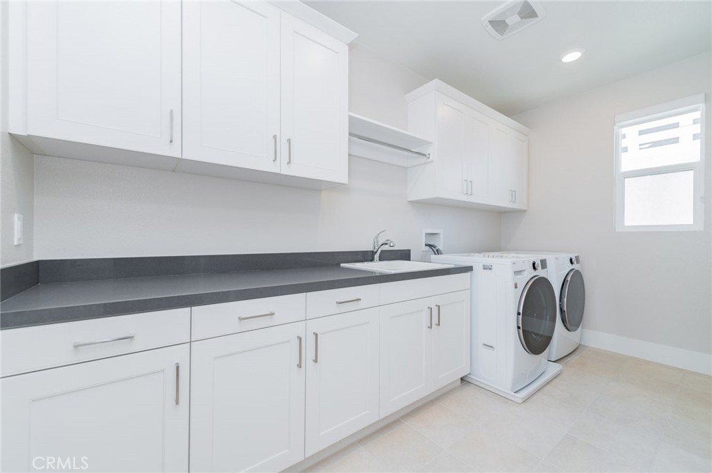 60 Ray Irvine, CA 92618 - Photo 32 of 38