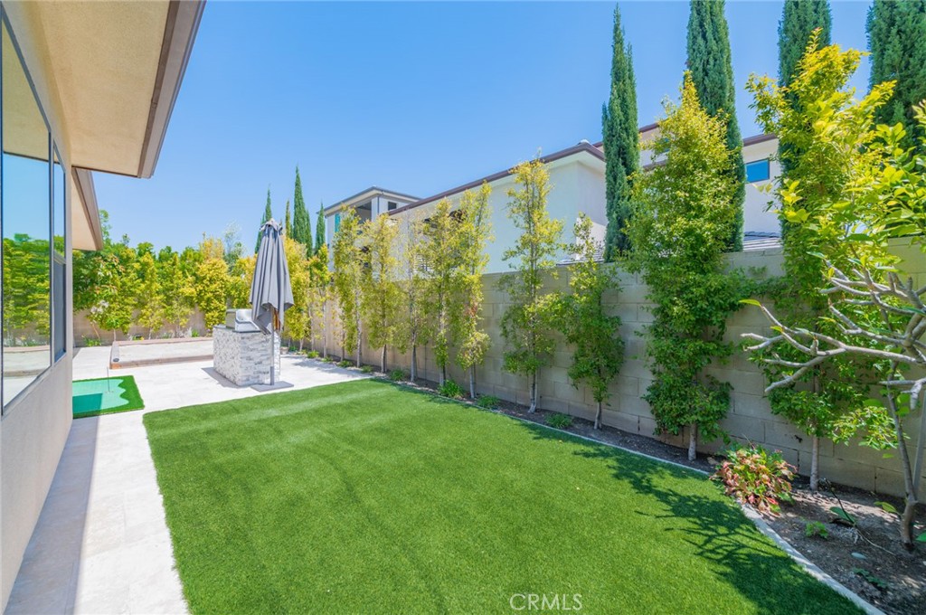 60 Ray Irvine, CA 92618 - Photo 37 of 38